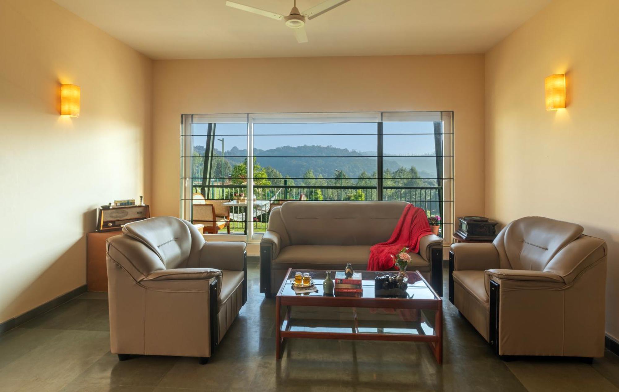 Solitude By Nature Resorts And Stays 코타지리 외부 사진